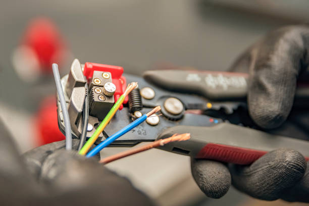 Best Commercial Electrician Services  in Loveland, OH